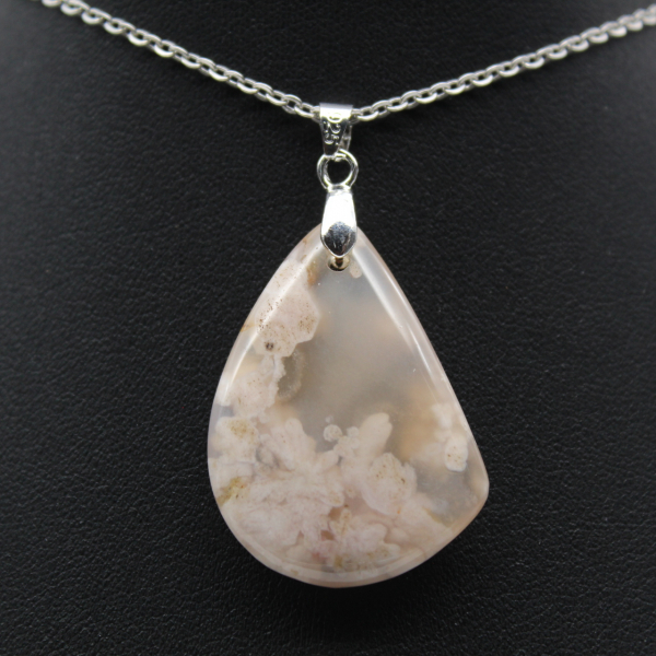 Pendentif goutte en agate fleur