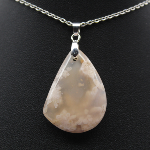 Pendentif goutte en agate fleur