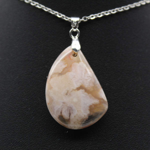 Pendentif goutte en agate fleur