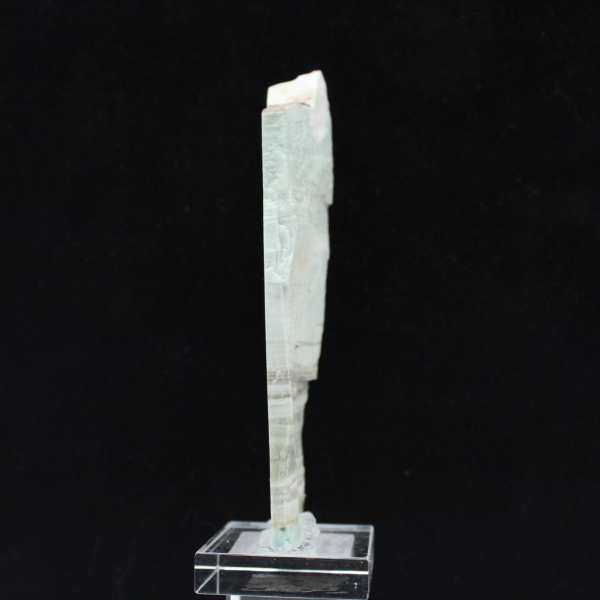 Pierre d’Aragonite verte idéale pour collection