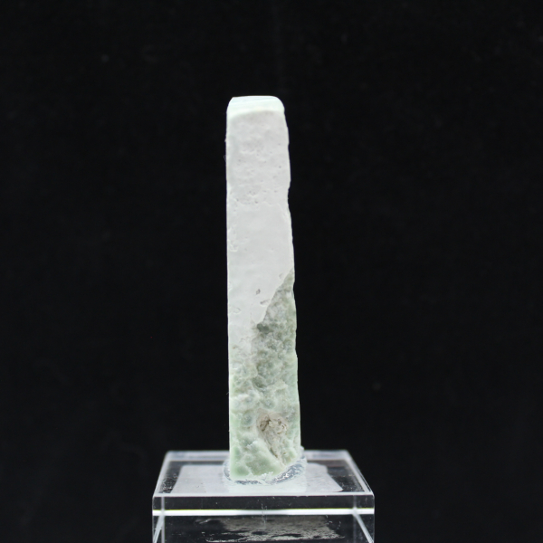 Pierre d’Aragonite verte naturelle en tranche