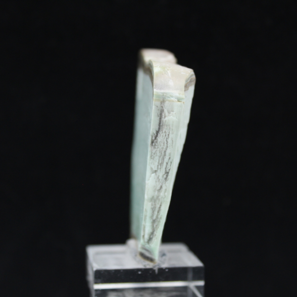 Tranche d’Aragonite verte pour collection de minéraux