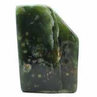 Pierre de jade néphrite naturelle