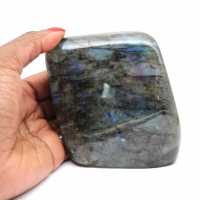 Forme libre de Labradorite polie