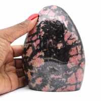 Forme libre de Rhodonite