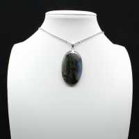 Pendentif ovale en Labradorite