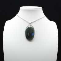 Pendentif ovale en Labradorite