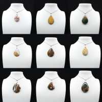 Pendentif goutte en jaspe impérial