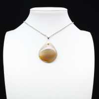 Pendentif en agate rubanée