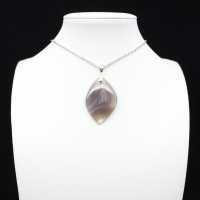 Pendentif en agate rubanée