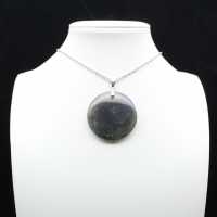 Pendentif rond en labradorite