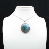 Pendentif rond en labradorite