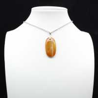 Pendentif en cornaline