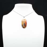 Pendentif en cornaline de Madagascar