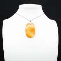 Pendentif en cornaline polie
