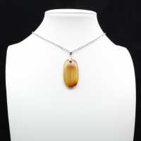 Pendentif en cornaline naturelle