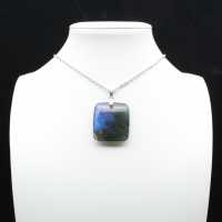 Pendentif carré labradorite