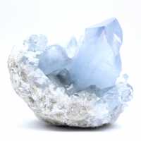 Géode rare en célestite bleue de Madagascar
