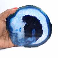Agate bleue en tranche polie pour décoration et étude