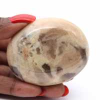 Feldspath de Madagascar – Galet naturel pour collection Feldspath de Madagascar – Galet naturel pour collection
