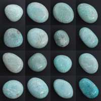 Galet en amazonite
