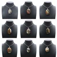 Pendentif en japse orbiculaire