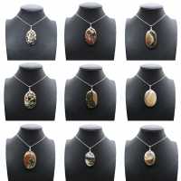 Pendentif en japse orbiculaire