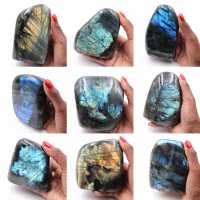 Bloc à poser en Labradorite