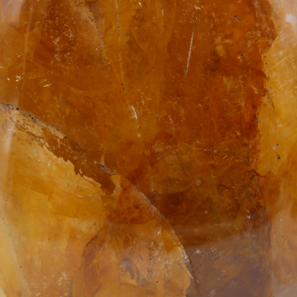 Forme libre en pierre de quartz jaune