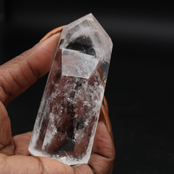Pointe de Cristal de roche naturel en provenance de Madagascar