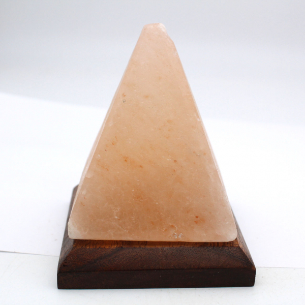 Lampe pyramide en sel rose de l’Himalaya