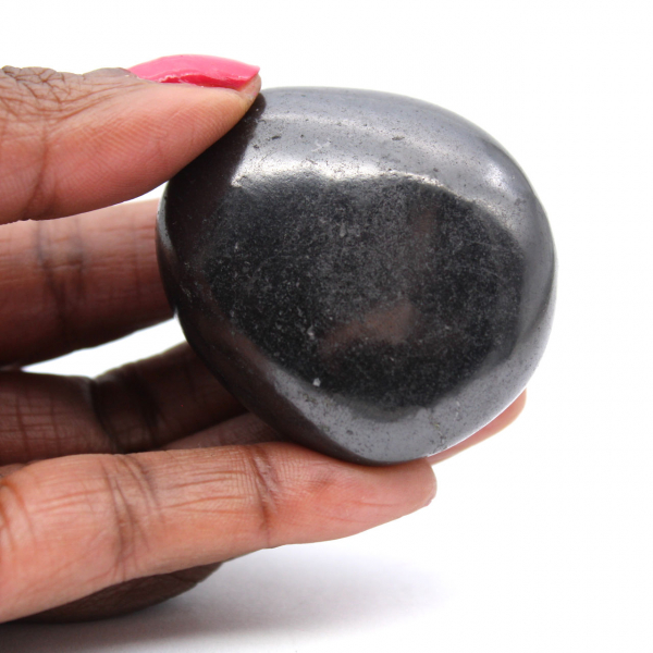 Galet en shungite