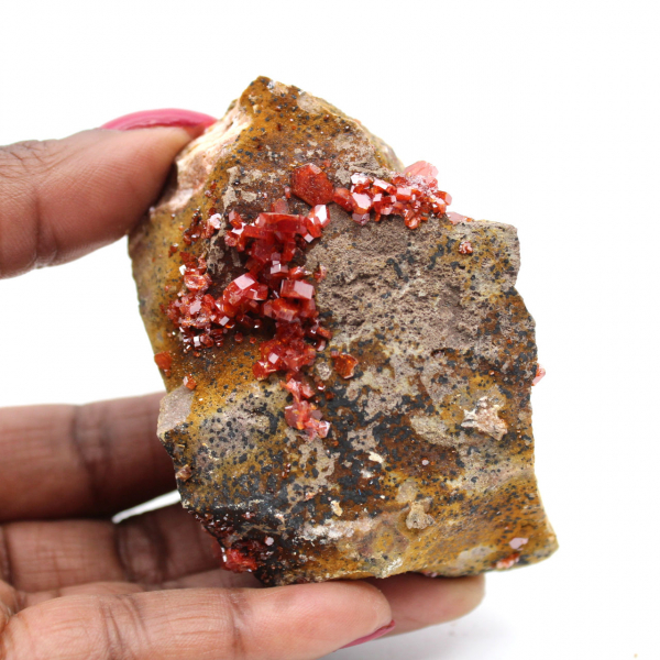 Cristaux de vanadinite sur gange