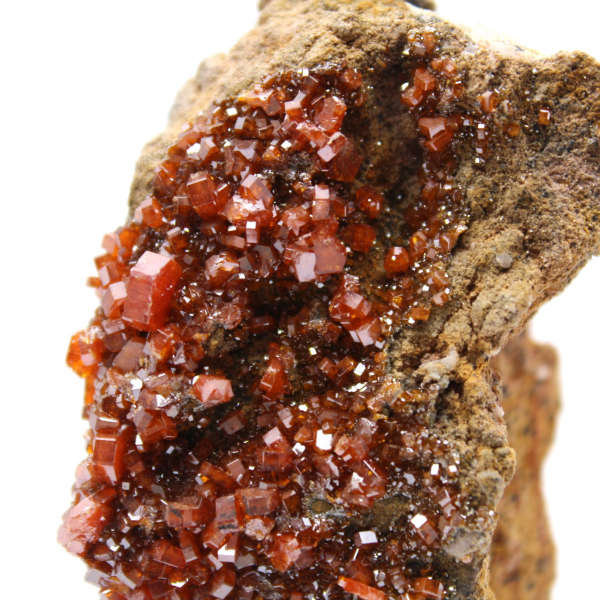 Cristallisation de vanadinite naturelle