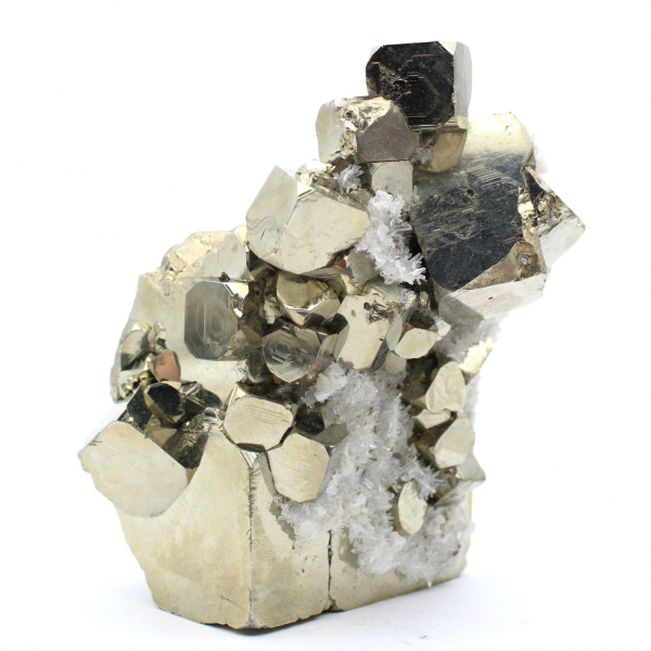 Grands cubes de pyrite avec cristaux de quartz