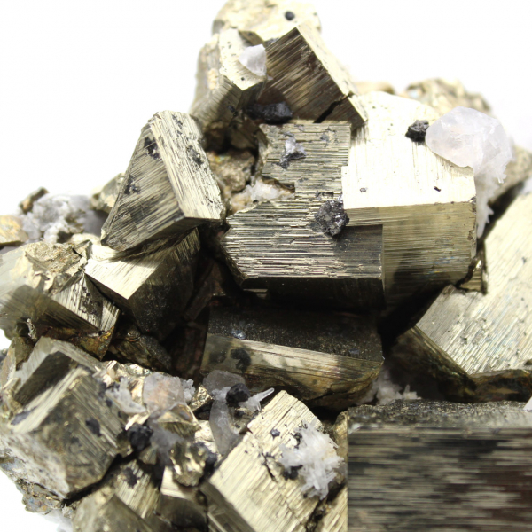 Pyrite avec cristaux de calcite et de quartz