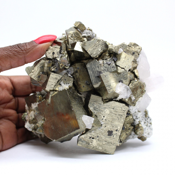 Pyrite avec cristaux de calcite et de quartz