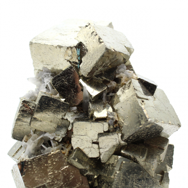 Pyrite avec cristaux de calcite et de quartz