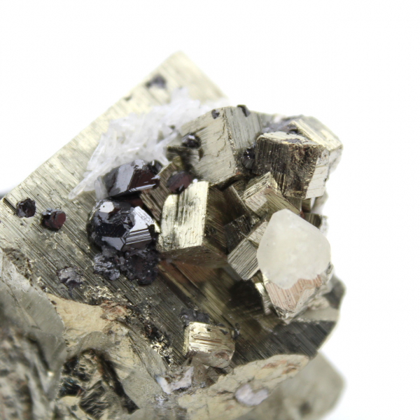 Pyrite avec cristaux de quartz et sphalérite