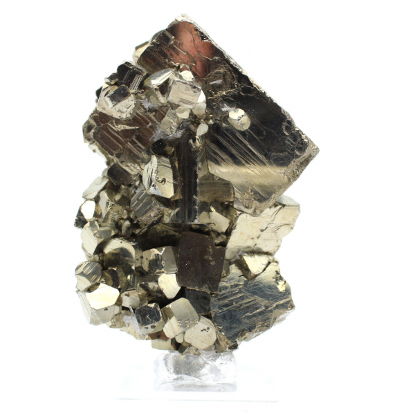 Pyrite cristallisée sur socle