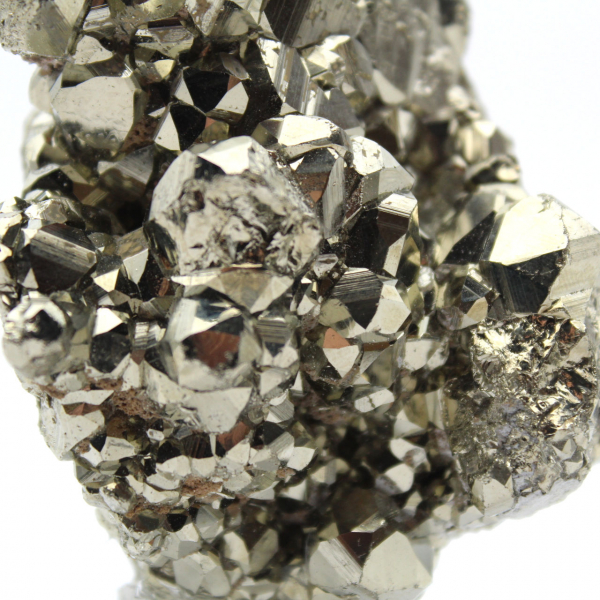 Cristaux de pyrite sur socle