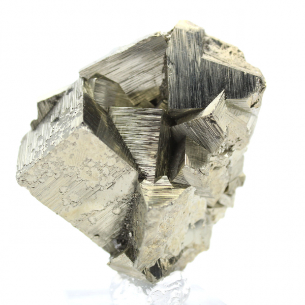 Pyrite cristaux sur socle