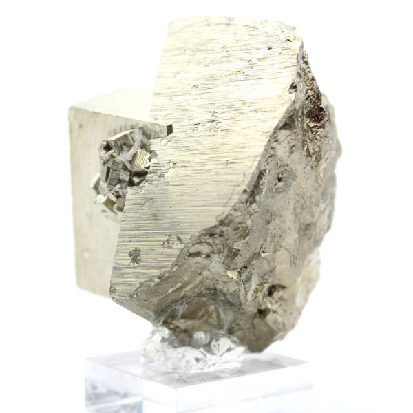 Pierre de pyrite sur socle