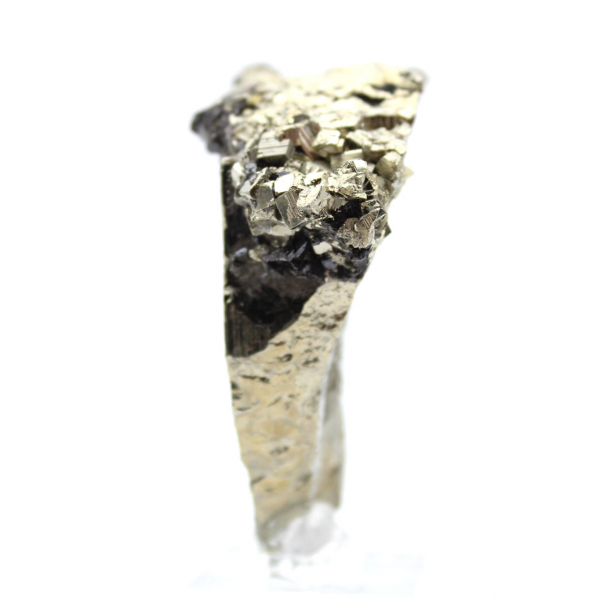 Cristaux de pyrite, quartz et sphalérite sur socle