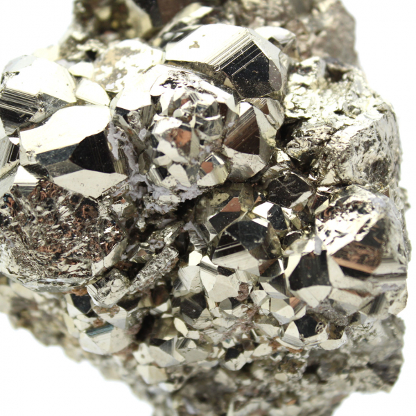 Cristaux naturels de pyrite