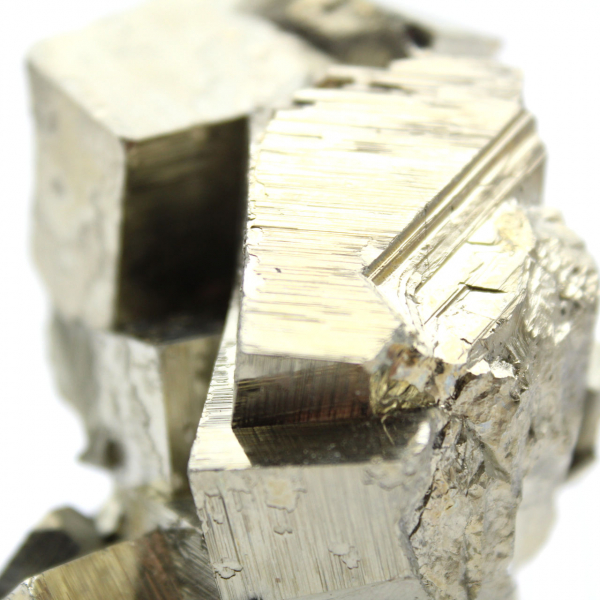 Cristaux naturels de pyrite