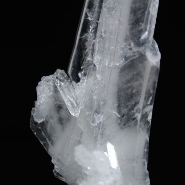 Quartz Faden Pakistan