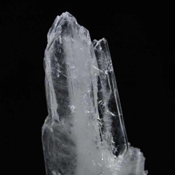 Quartz Faden Pakistan