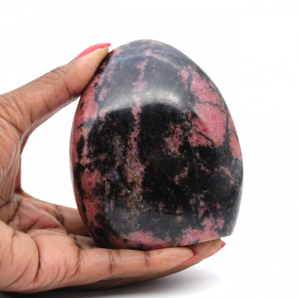 Roche en Rhodonite naturelle