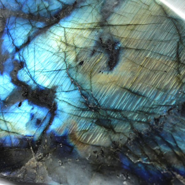 Pierre en labradorite